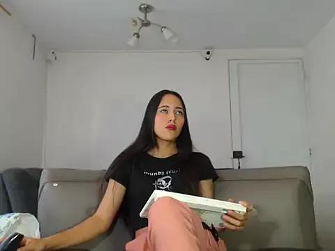 baby_princess_18 from StripChat