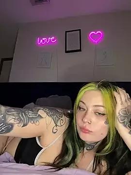 babybankssxo from StripChat