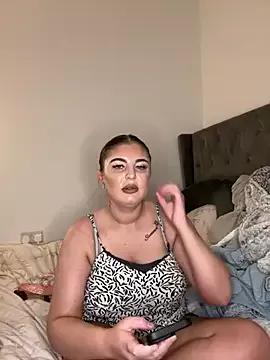 BabyElss from StripChat is Freechat