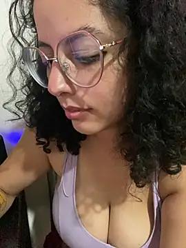 babyluna939 from StripChat