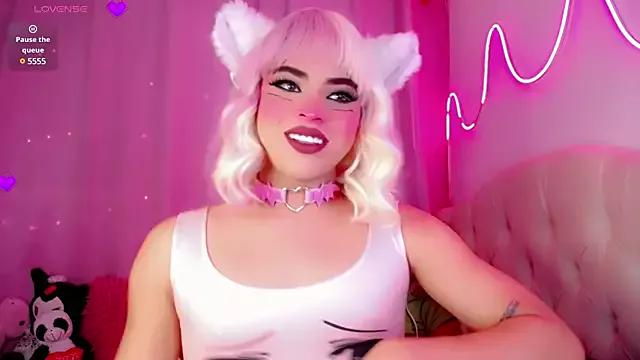BabyNaomi2 from StripChat