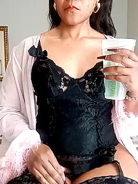 BabySweetDee from StripChat