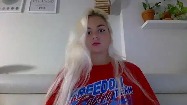 badblondebunny from StripChat
