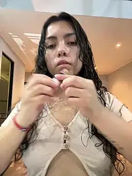 Baddnicole from StripChat