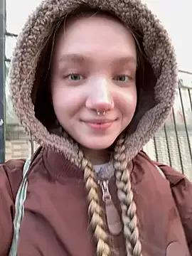 bambi_lu from StripChat