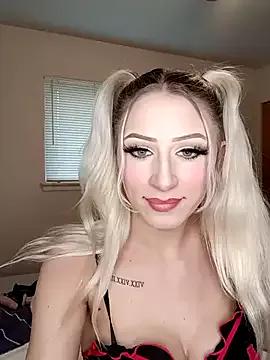 bbgcandy25 from StripChat