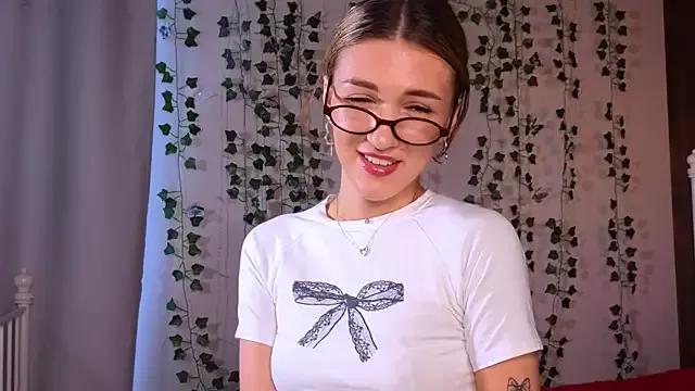BeatrixGummer from StripChat is Freechat