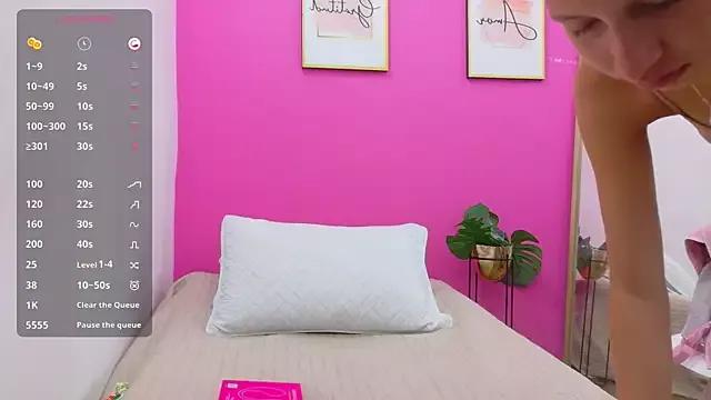 Beautifulskinny18 from StripChat is Freechat