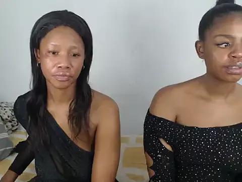 Beella30 from StripChat is Freechat