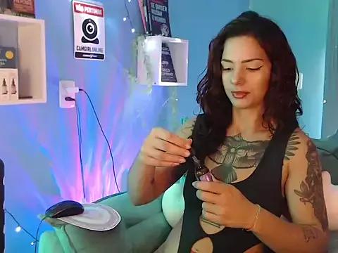 BeellyDance from StripChat