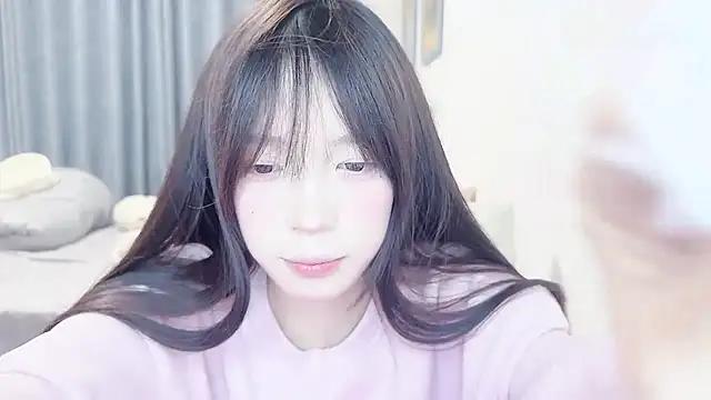 Bella-175 from StripChat