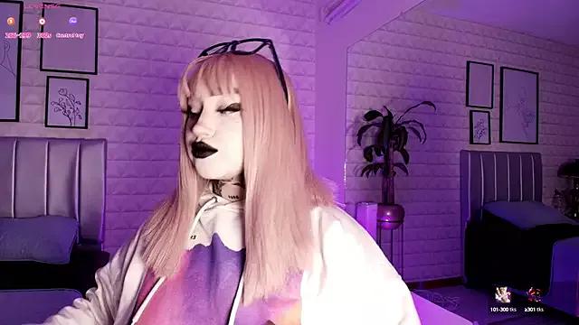 bella-green from StripChat is Freechat
