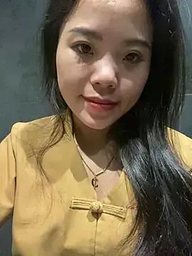 Bella_7777 from StripChat
