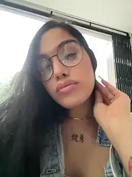 Bella__Wood from StripChat