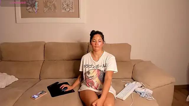 bella_apont from StripChat