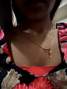 Bella_Beautiful1 from StripChat