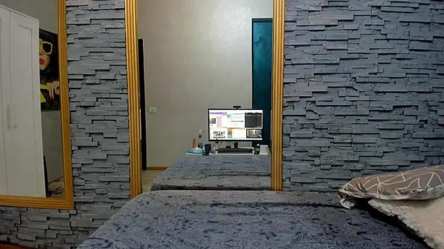 Bella_Posh from StripChat