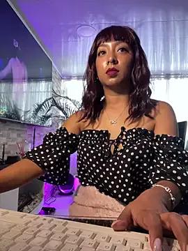 BellaBliss4u from StripChat is Freechat