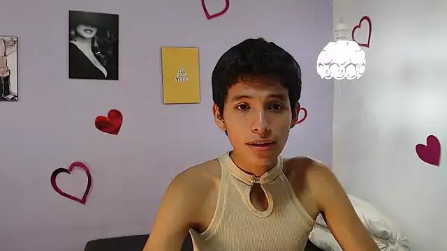 bellamy_094 from StripChat