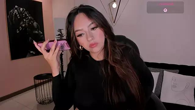 BellaRose_X from StripChat