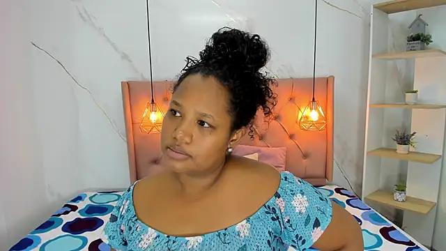 Belle_Brunette from StripChat