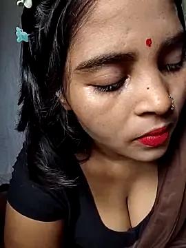 Bengoli_bhabhi_sanaya from StripChat is Freechat