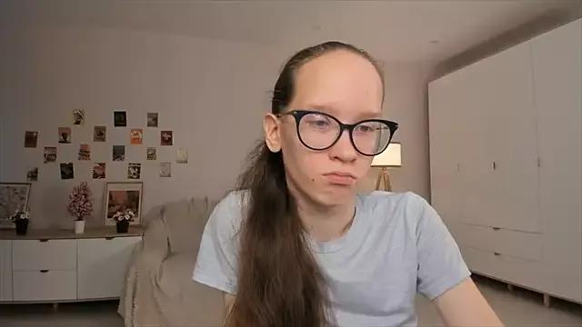 BettyBrowni from StripChat