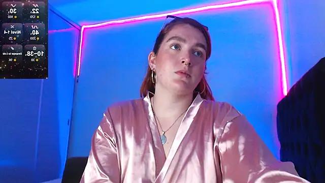beverly_cutie from StripChat