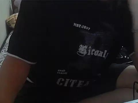 bigbb101011 from StripChat
