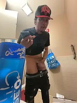 Photos of bigdickbandit44433 from StripChat is Freechat