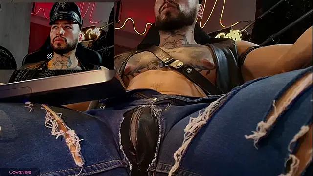 billyMayer_ from StripChat
