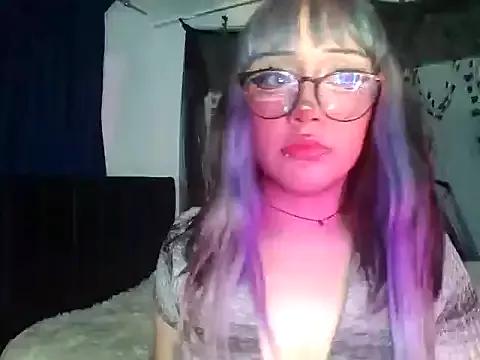 blue_katt from StripChat is Freechat