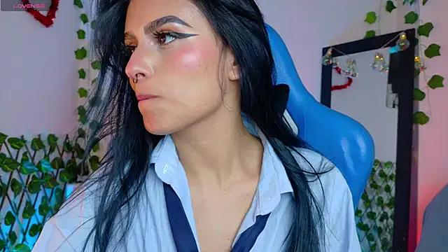 Blue_kitten webcams show profile image 
