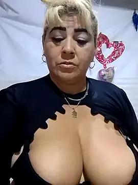 BonniAdams from StripChat