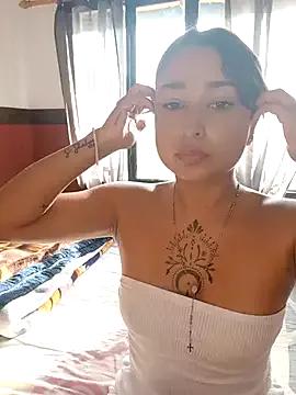 Bonnie_Clydeee from StripChat is Freechat
