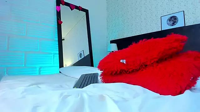 BonnieeAndClyde from StripChat is Freechat