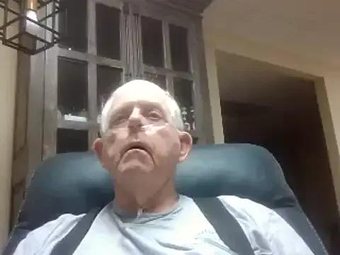 bootlegmanz from StripChat