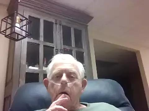 bootlegmanz from StripChat