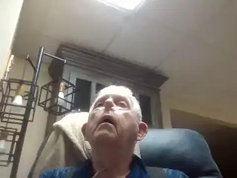 bootlegmanz from StripChat