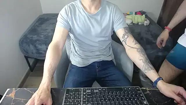 Girls: try live performances with matured performers, from dancing to quirks, in a variety of beautiful sex cams.