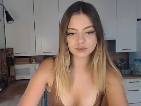 BuffyxLUST from StripChat is Freechat