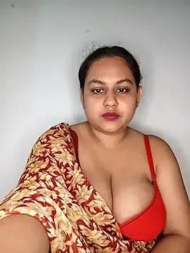 bumblebeegirl on StripChat 