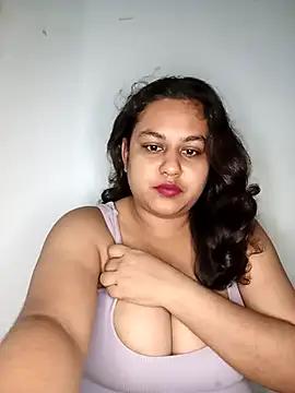 bumblebeegirl on StripChat 