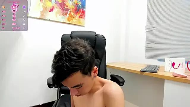 bunny_maxi from StripChat