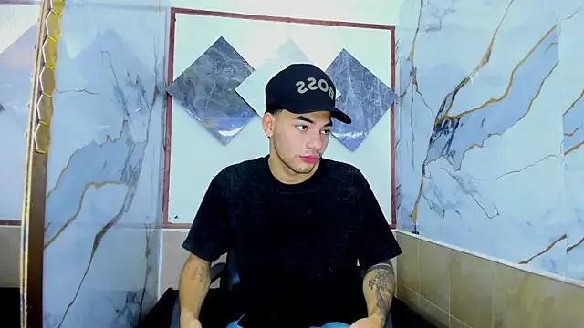 calvin_parker from StripChat is Freechat