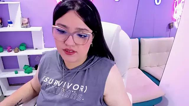 Camiila_Osorio from StripChat is Freechat