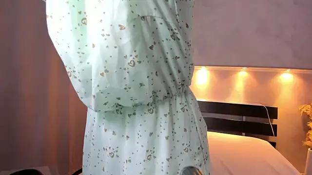 Camilla_Kelly from StripChat is Freechat