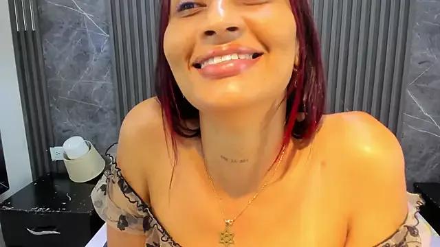 CammyRey from StripChat