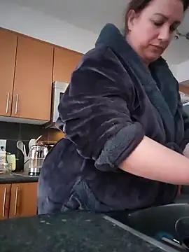 Canadian_BBW from StripChat