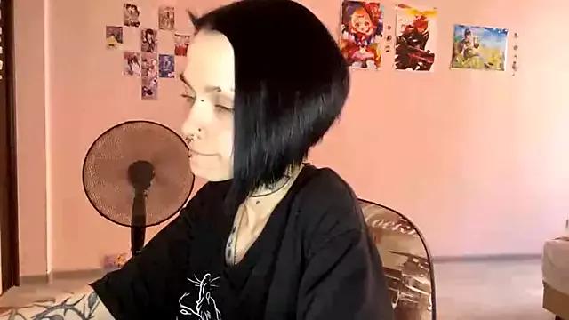 CandaceBlaze from StripChat is Freechat